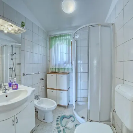 House Tiny House